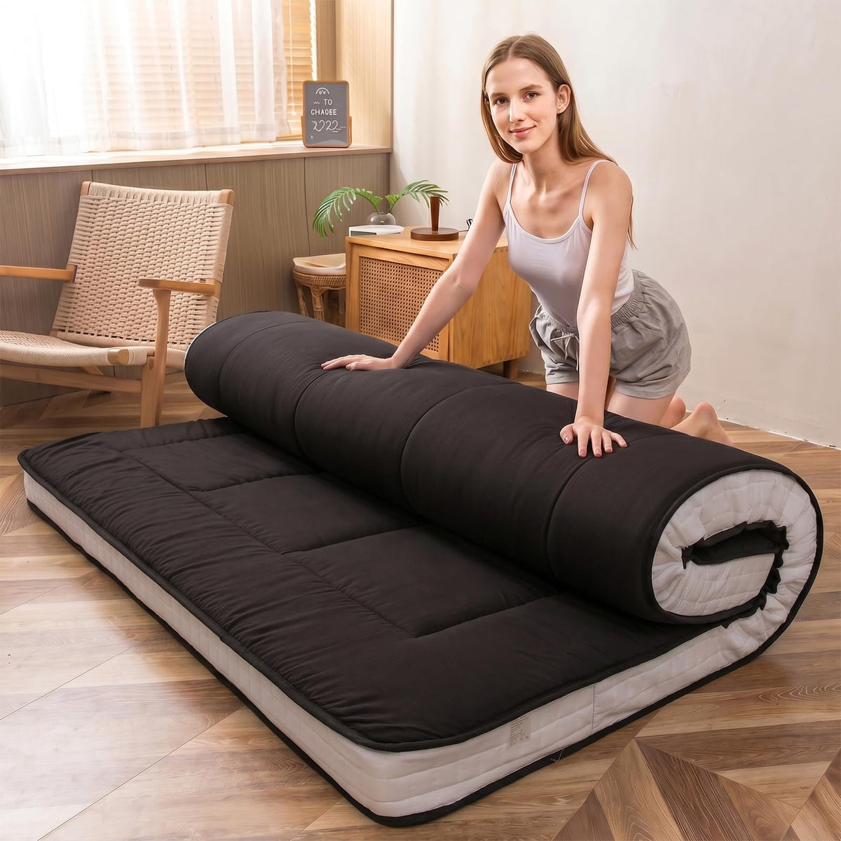 MAXYOYO Futon Mattress cover close-up shows soft fabric and padding for comfort.