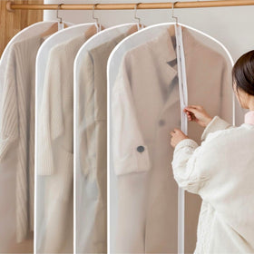 Maylmc garment bags 100x60cm provide breathable storage for suits and dresses.