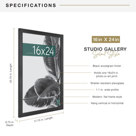 Easy-to-use turn buttons simplify inserting photos in this frame