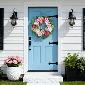 MDSTBN maintenance-free wreath stays fresh without watering or cleaning.