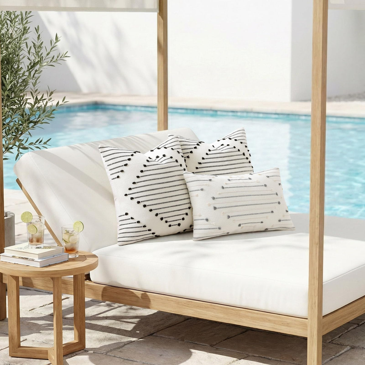 Mecatny durable cotton weave stands up to regular use.