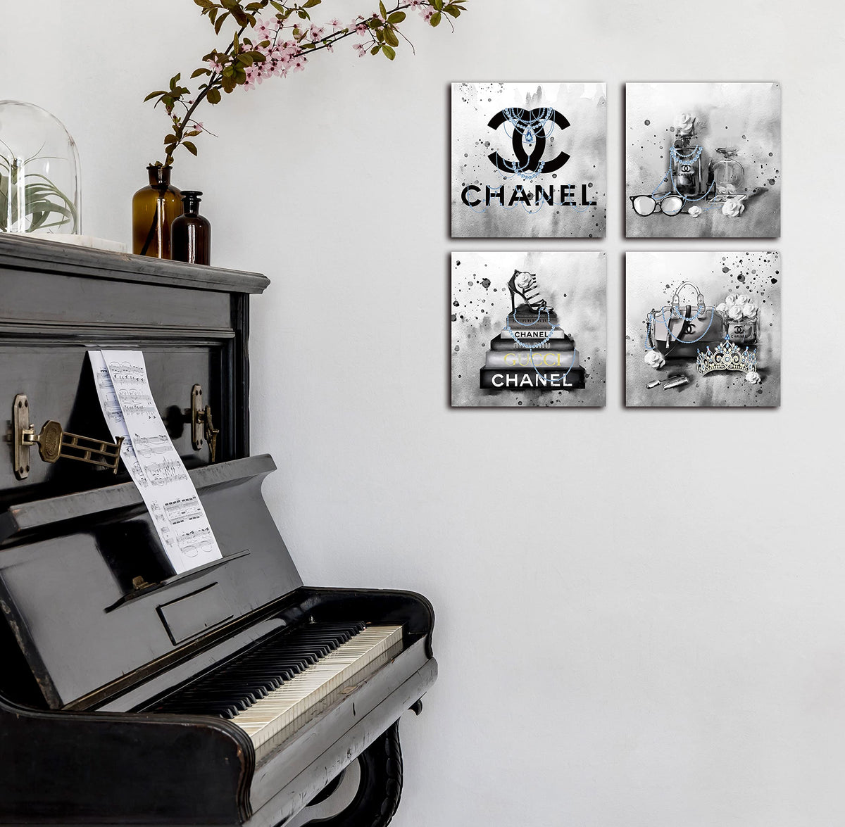 Meetdeceny durable canvas material resists fading for lasting visual impact.