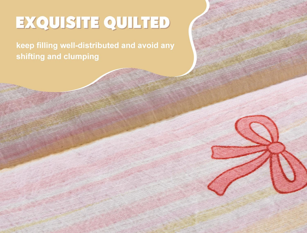 Meeting Story zipper design keeps bedding secure and easy to adjust.