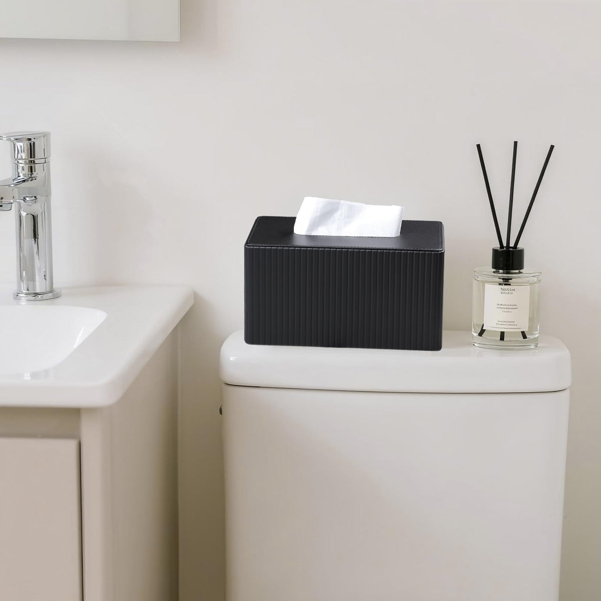 Meibooch easy-to-clean surface supports quick maintenance after spills.