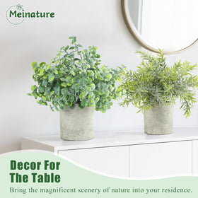 Meinature pet-safe artificial plant ensures allergy-friendly, worry-free greenery for homes with pets.