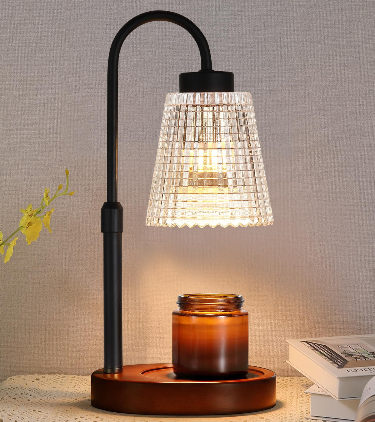 MEIXISUE black candle warmer lamp on base, showcasing space-saving design.