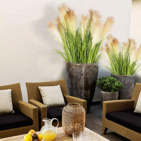 Melorca&Guilla faux grass plants for dining room decor, fresh and inviting atmosphere.