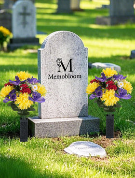 Memobloom cemetery bouquet shown in 360-degree display around a grave