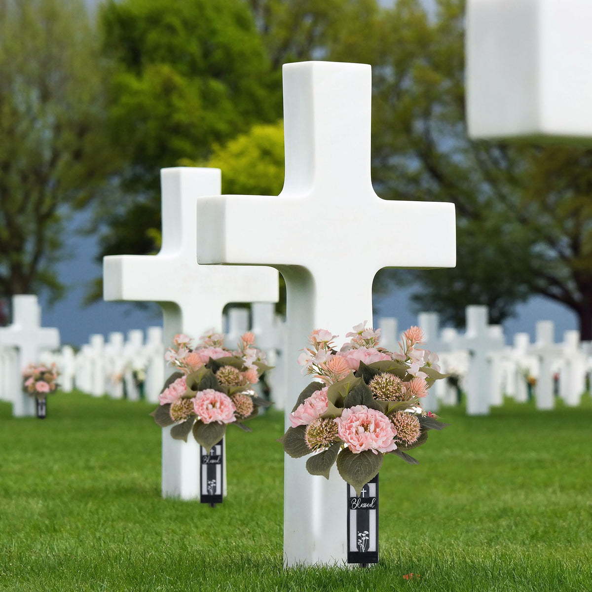 Memobloom cross and poppy motifs add memorial detail.