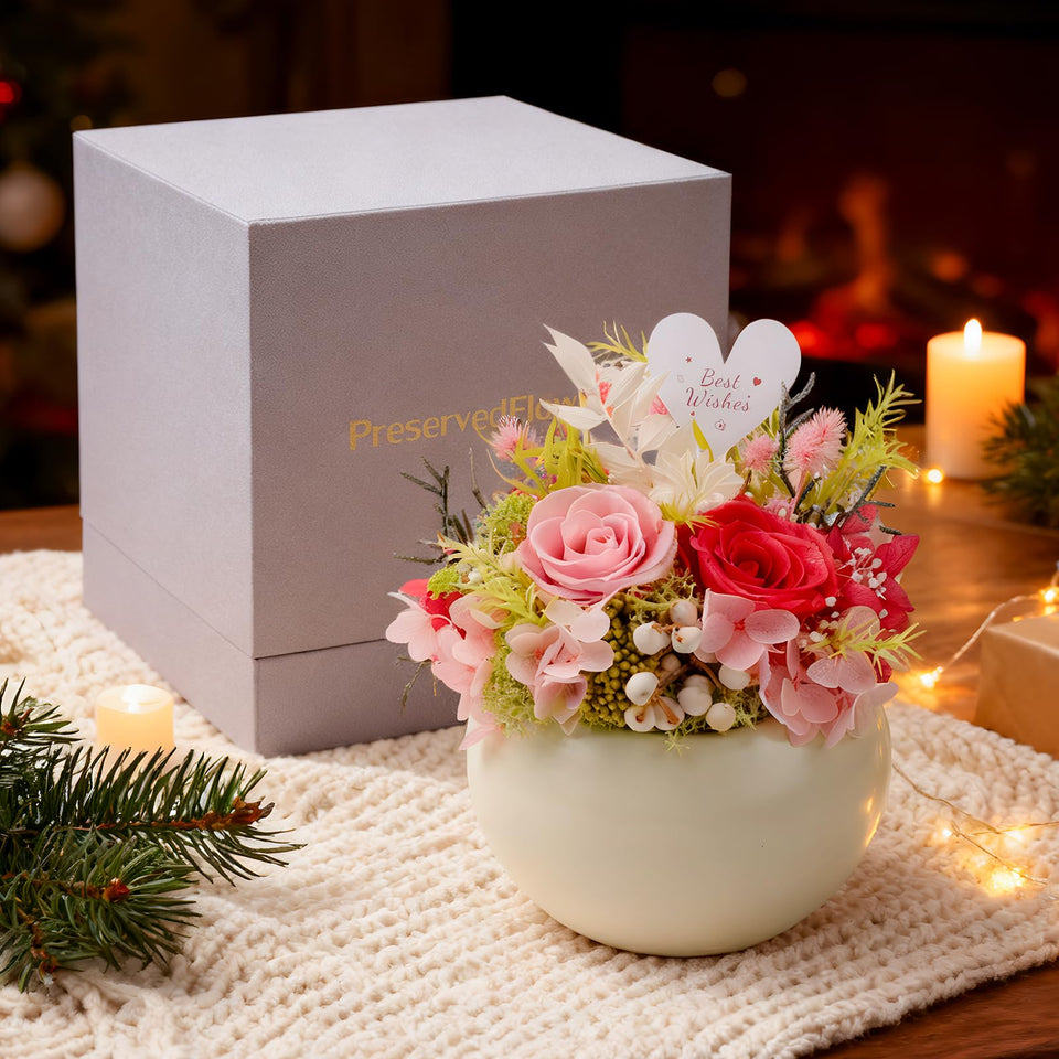 Memorvia pink preserved rose vase – front view, enduring color for your desk