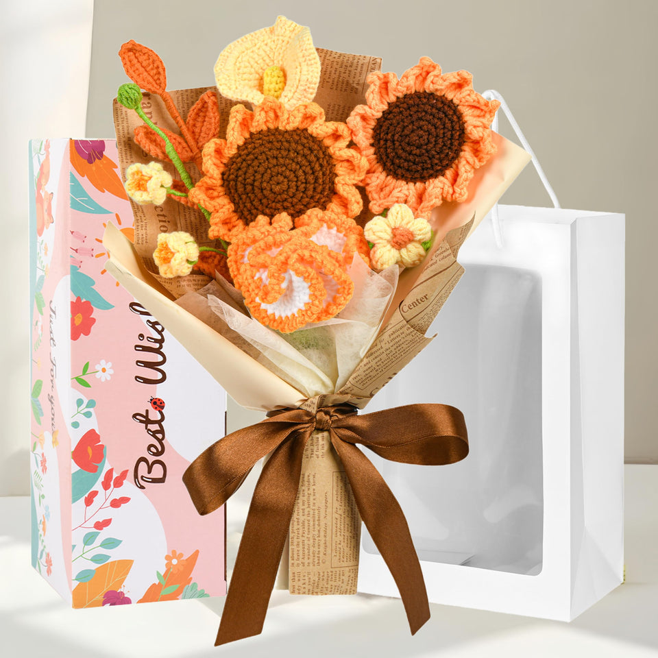 MengxFly crochet sunflower bouquet front view, a vibrant, everlasting gift for any occasion.
