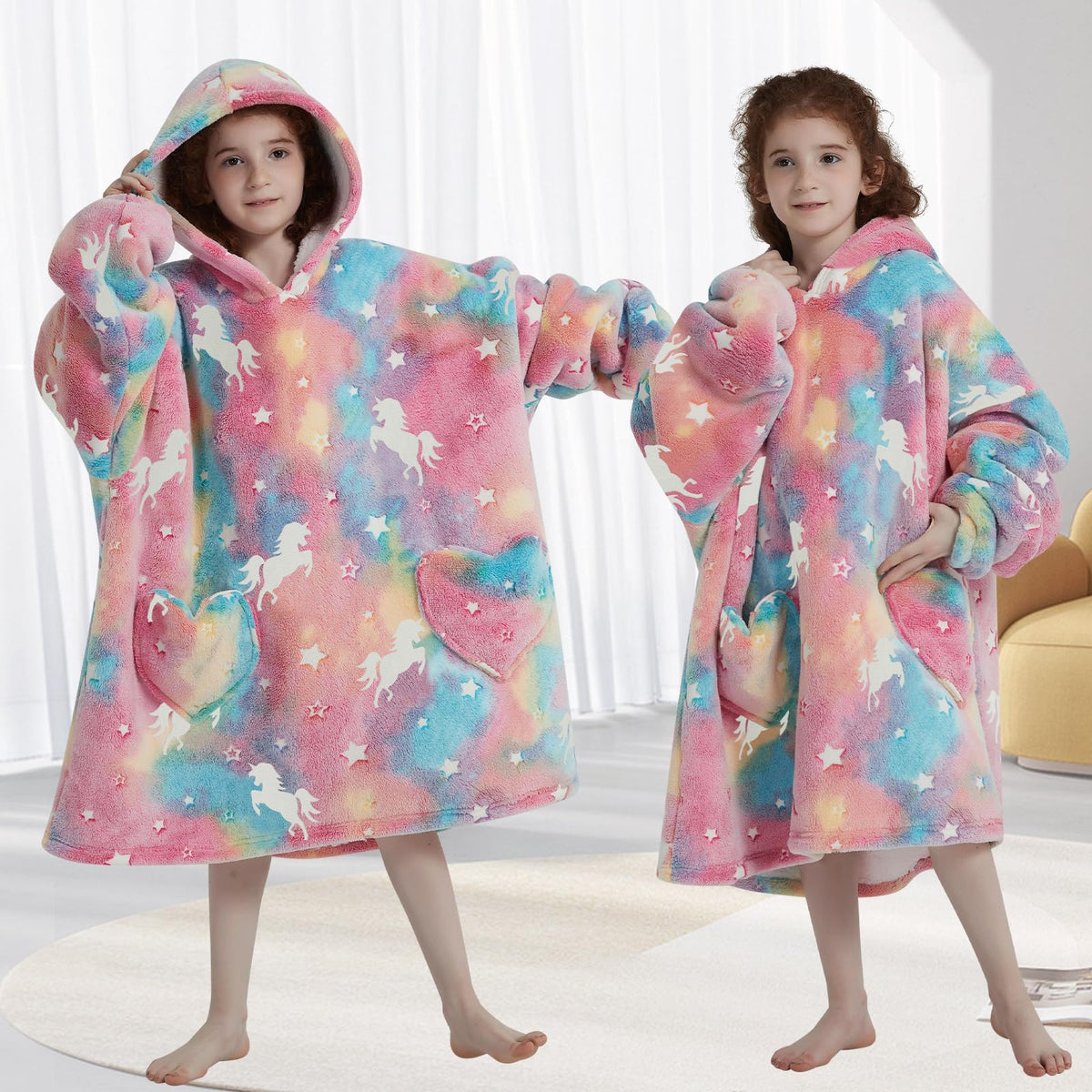Mewkou wearable blanket hoodie used for watching TV and reading at home