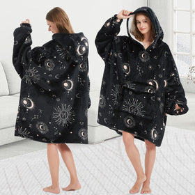 Mewkou blanket hoodie packaging shows vacuum-packed convenience.