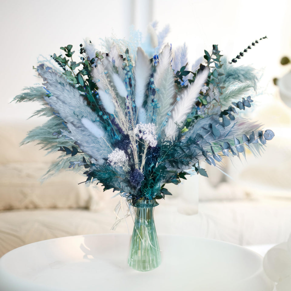 Mifgra pampas grass decor with dried blue flowers, ideal for boho living rooms.