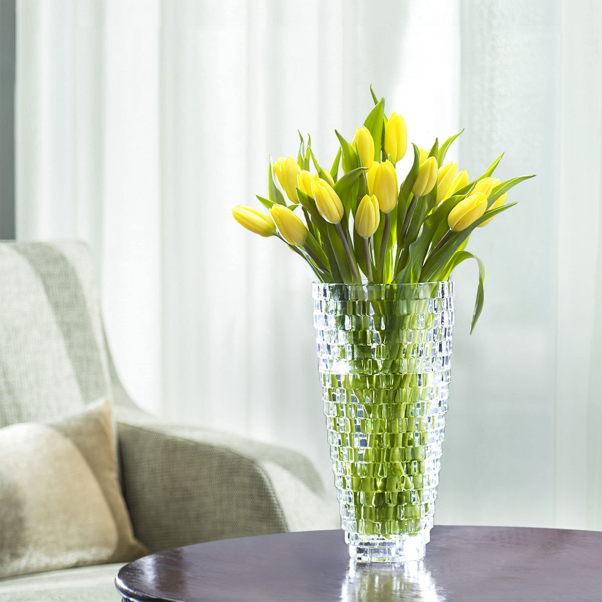 Mikasa Palazzo close-up shows crystal clarity and weave texture.