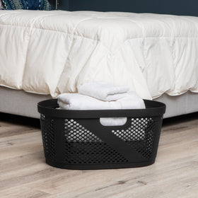 Mind Reader 40L ventilated basket side view highlighting perforated sides for airflow.