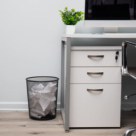 Mind Reader mesh trash can for office use with ventilated design promoting airflow.