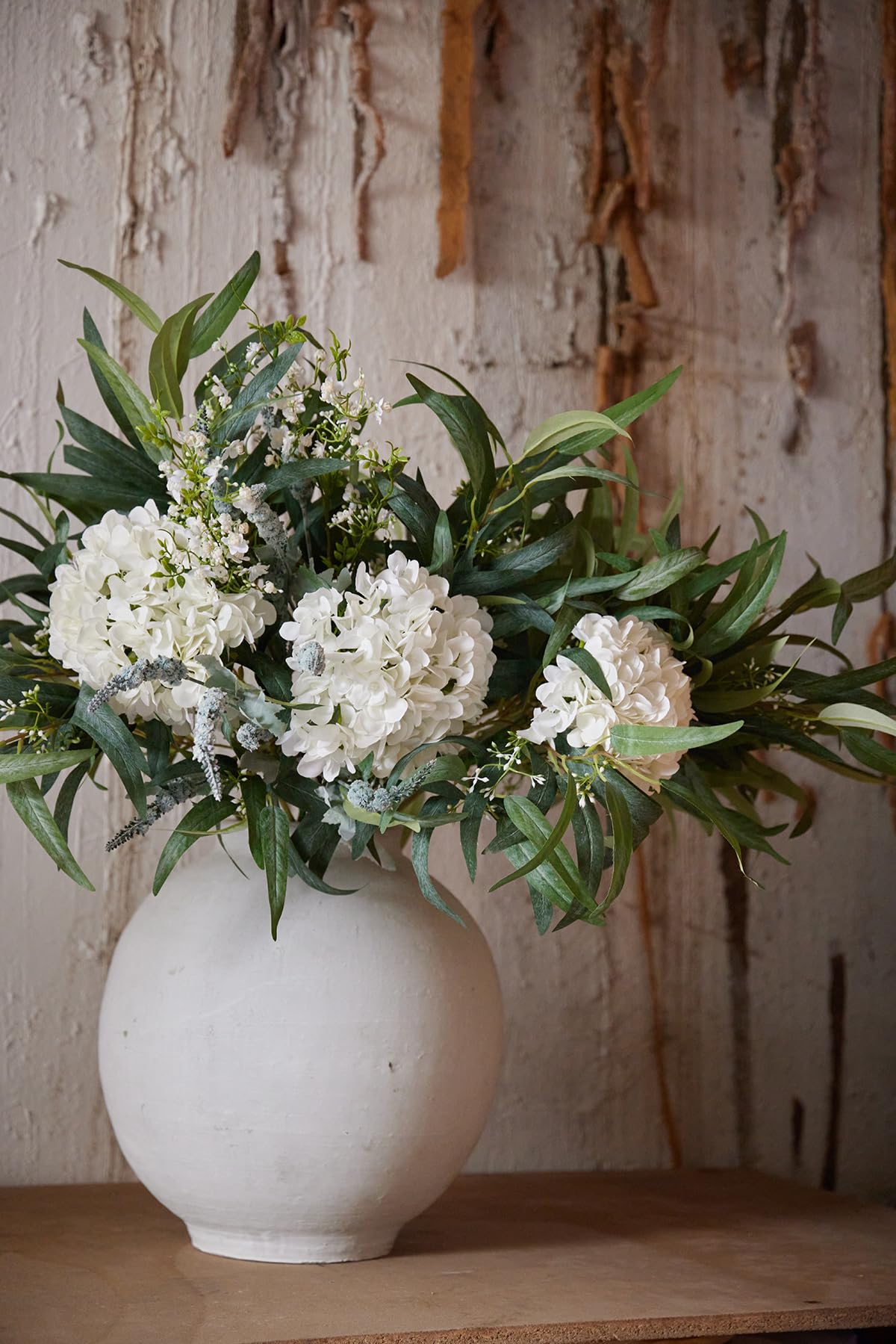 MISSPIN ready-to-use botanical set makes a thoughtful, gift-ready decor upgrade.