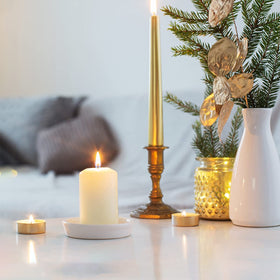 MISSYO Elegant wedding decor candle with subtle, long-lasting light.