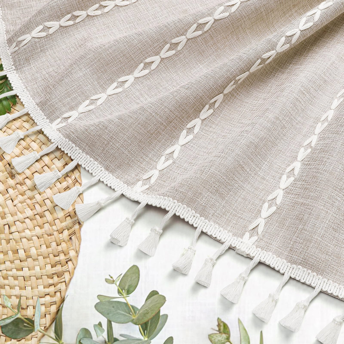 MitoVilla water-bead repellent surface demonstrates light moisture beading and quick drying