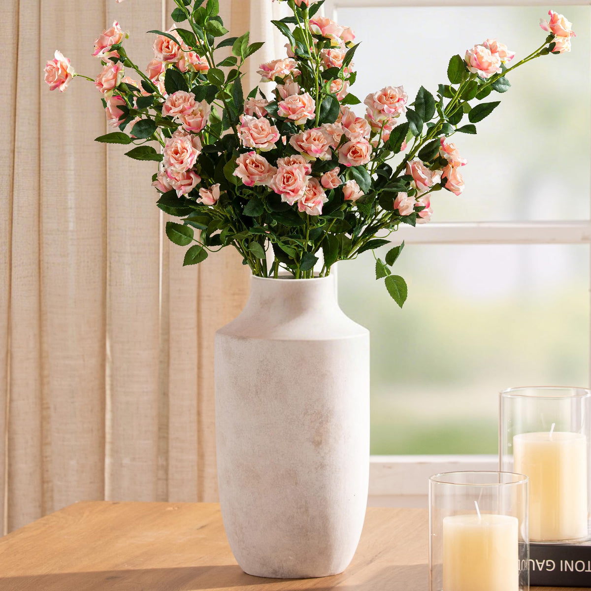 Mitt&Ditt gift-worthy vase ideal for anniversaries and holidays, elevating home decor.