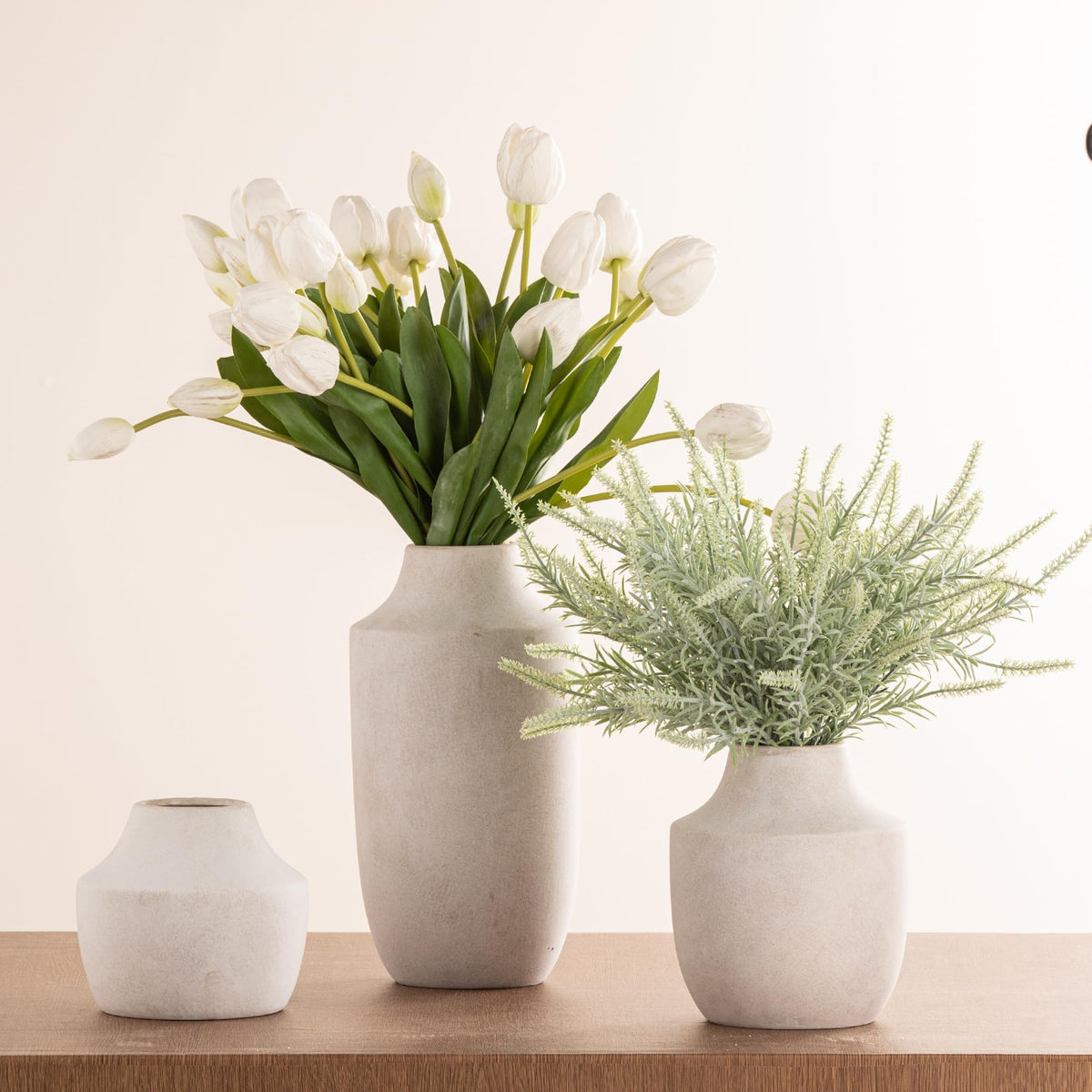Mitt&Ditt handcrafted vase pairs with fresh or faux stems for everyday display.