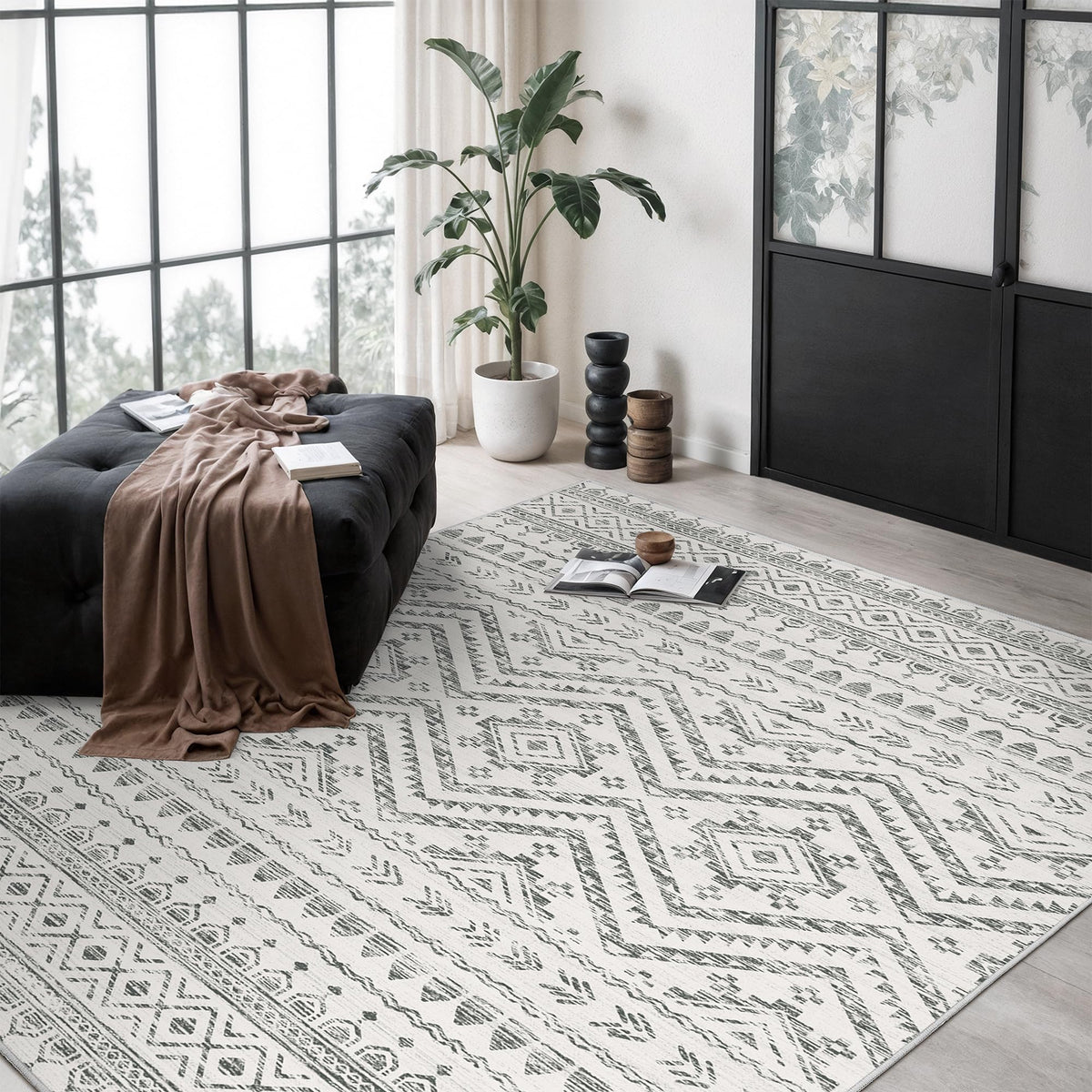 Miukiki foldable design rug ships flat for easy storage.