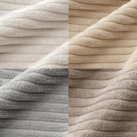 Hidden zipper on MIULEE pillow cover keeps seams clean and sleek.