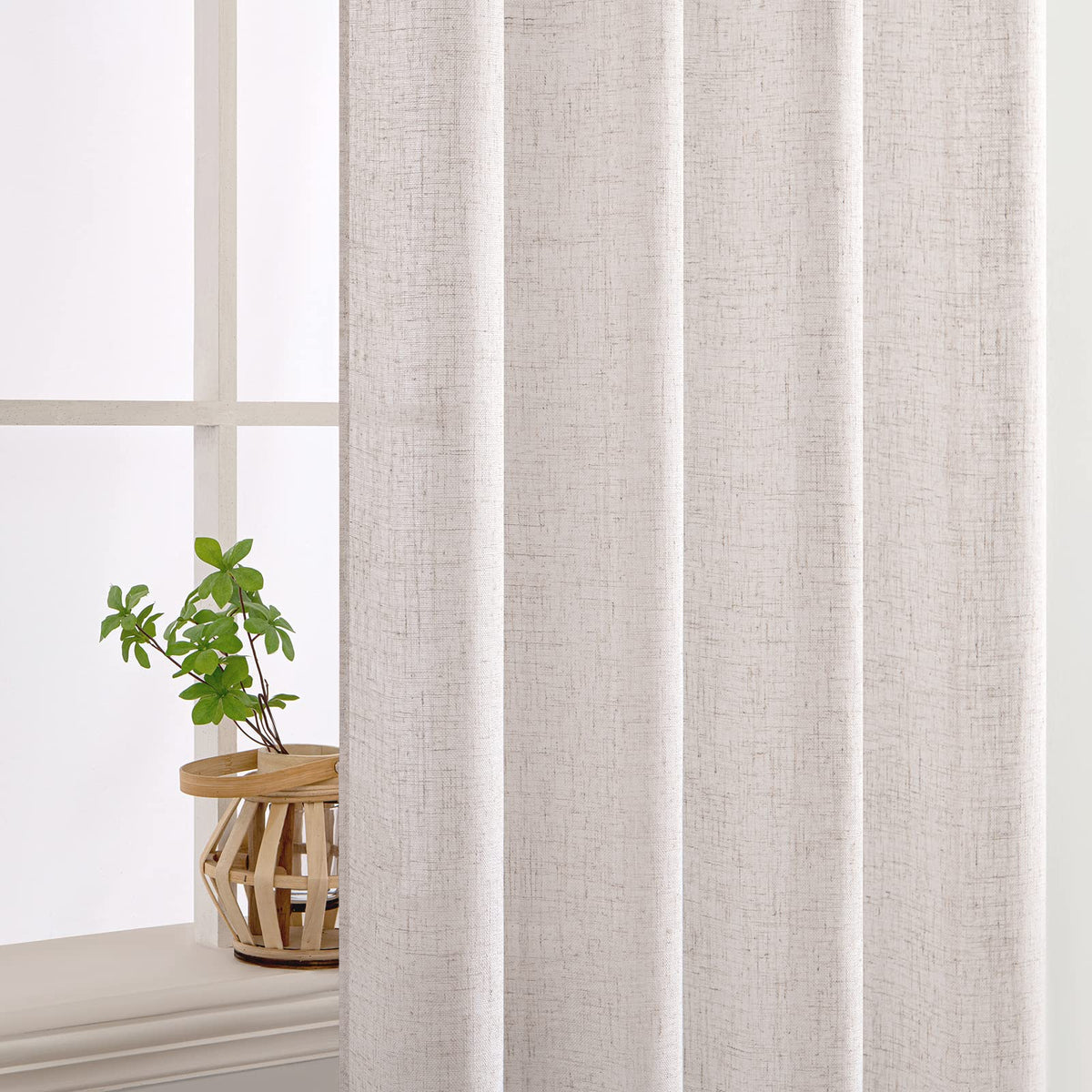 MIULEE burlap-look texture adds farmhouse charm to living spaces.