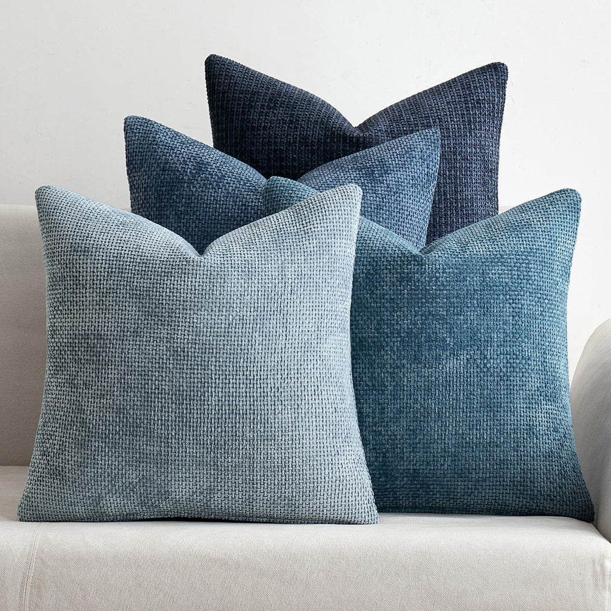 MIULEE chenille pillow cover in navy adds luxurious texture to your sofa.