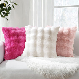 MIULEE cloud-like fur texture adds luxurious softness to your sofa.
