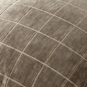 MIULEE premium plush pillow cover elevates modern farmhouse and contemporary spaces.