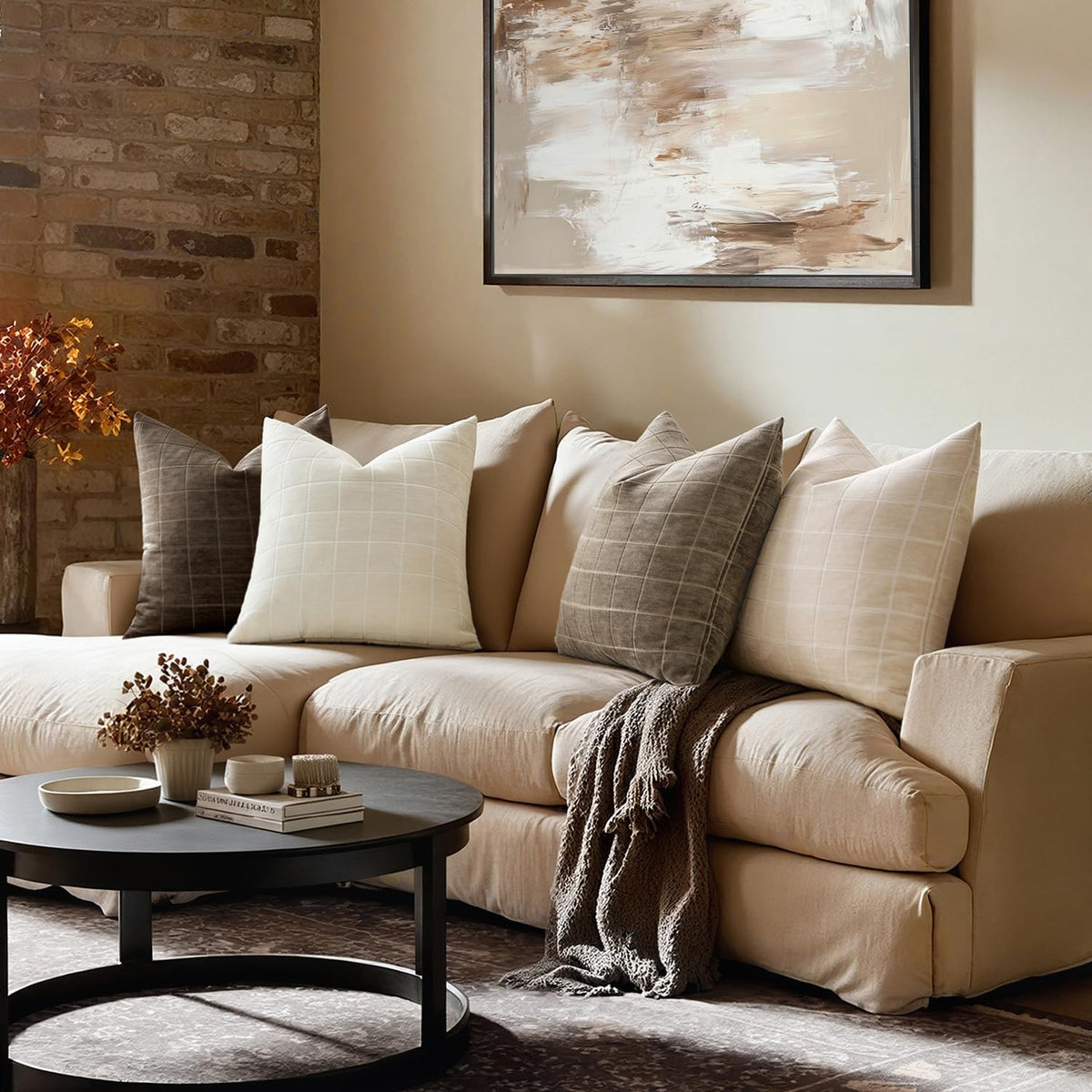 MIULEE easy-care chenille pillow cover is simple to clean.