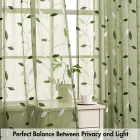 MIULEE machine-washable curtains offer easy care and quick refresh.