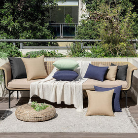 MIULEE easy-care outdoor cover supports cold wash and quick drying.