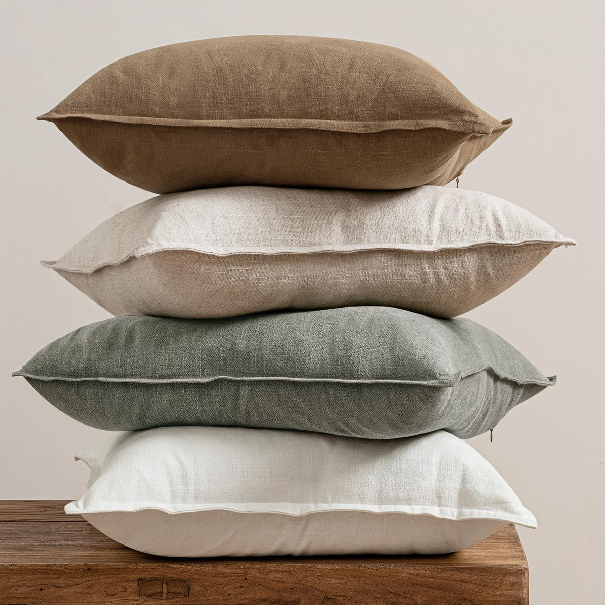 MIULEE invisible zipper detail on 20x20 pillow cover for clean finish