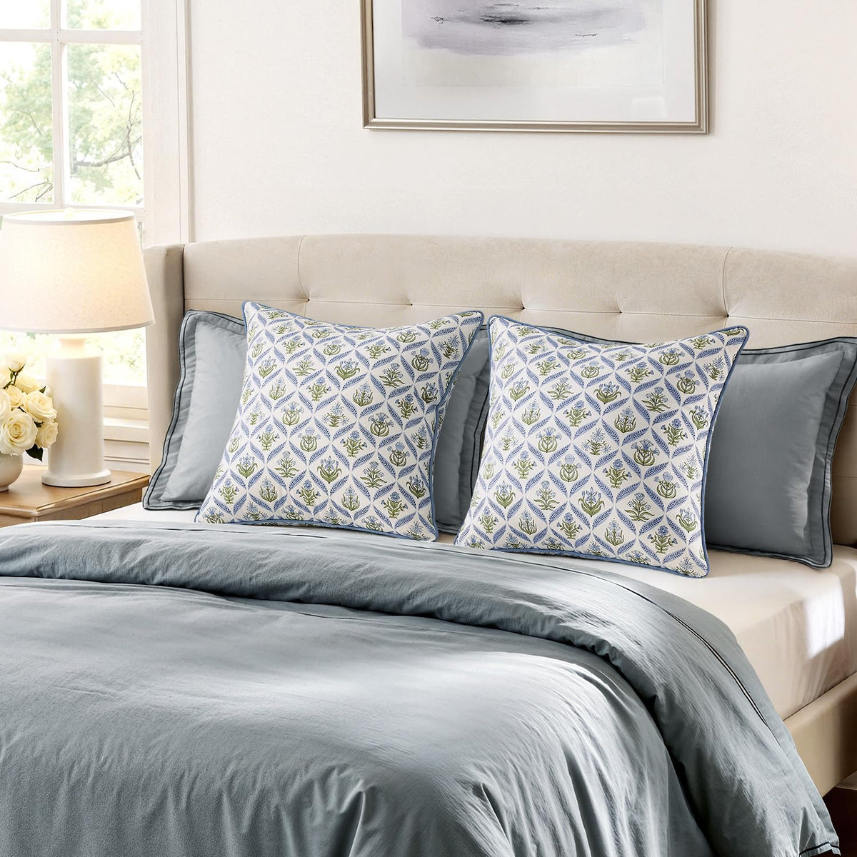 MIULEE invisible zipper detail supports easy cushion insertion