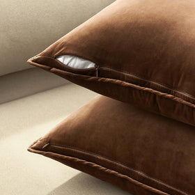 MIULEE velvet zipper pocket simplifies insert removal for tidy, lasting decor.