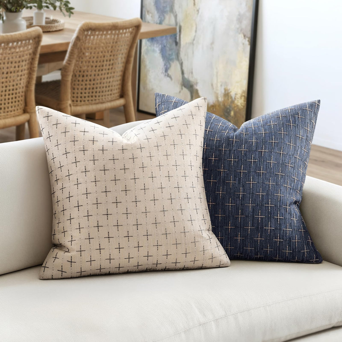 MIULEE invisible zipper closure pillow cover for seamless fit.