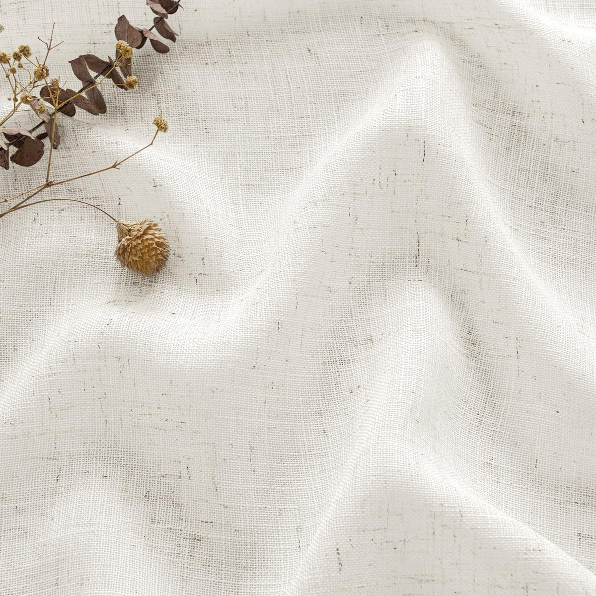 MIULEE linen-blended fabric delivers soft touch and durable performance.