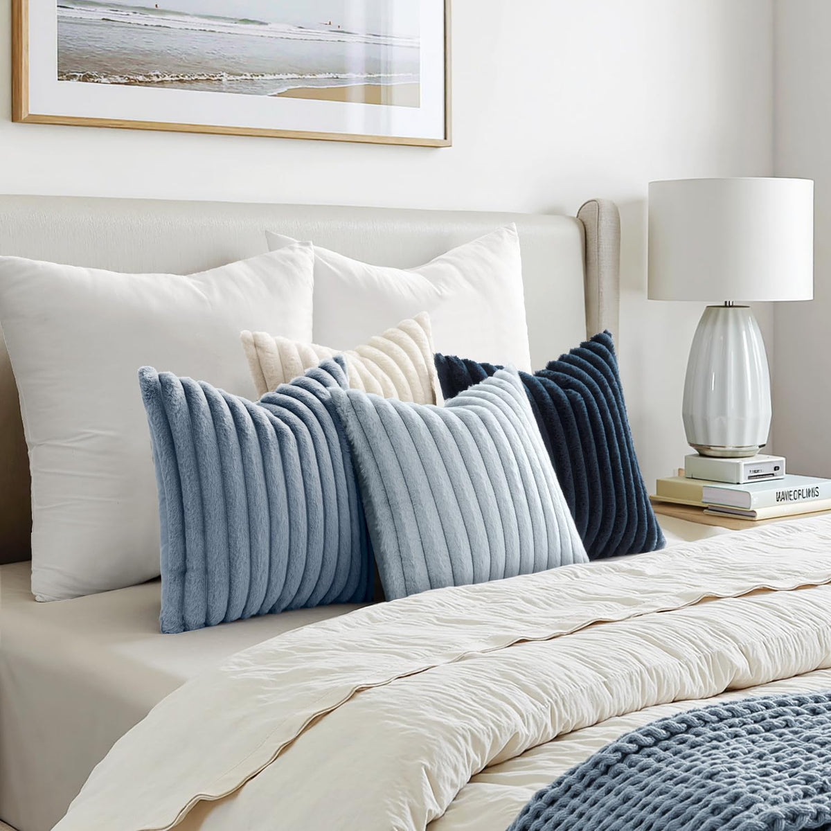 MIULEE concealed zipper keeps pillow cores secure and makes updates easy.