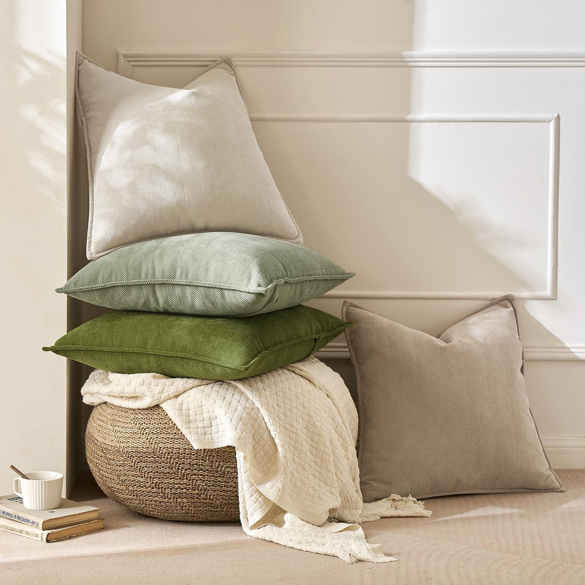 MIULEE plush chenille on bedroom scene conveys cozy retreat