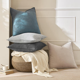 MIULEE quilted edge stitching demonstrates durable construction and fade-free color.