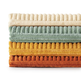 MIULEE decorative cover protects inserts while refreshing room aesthetics