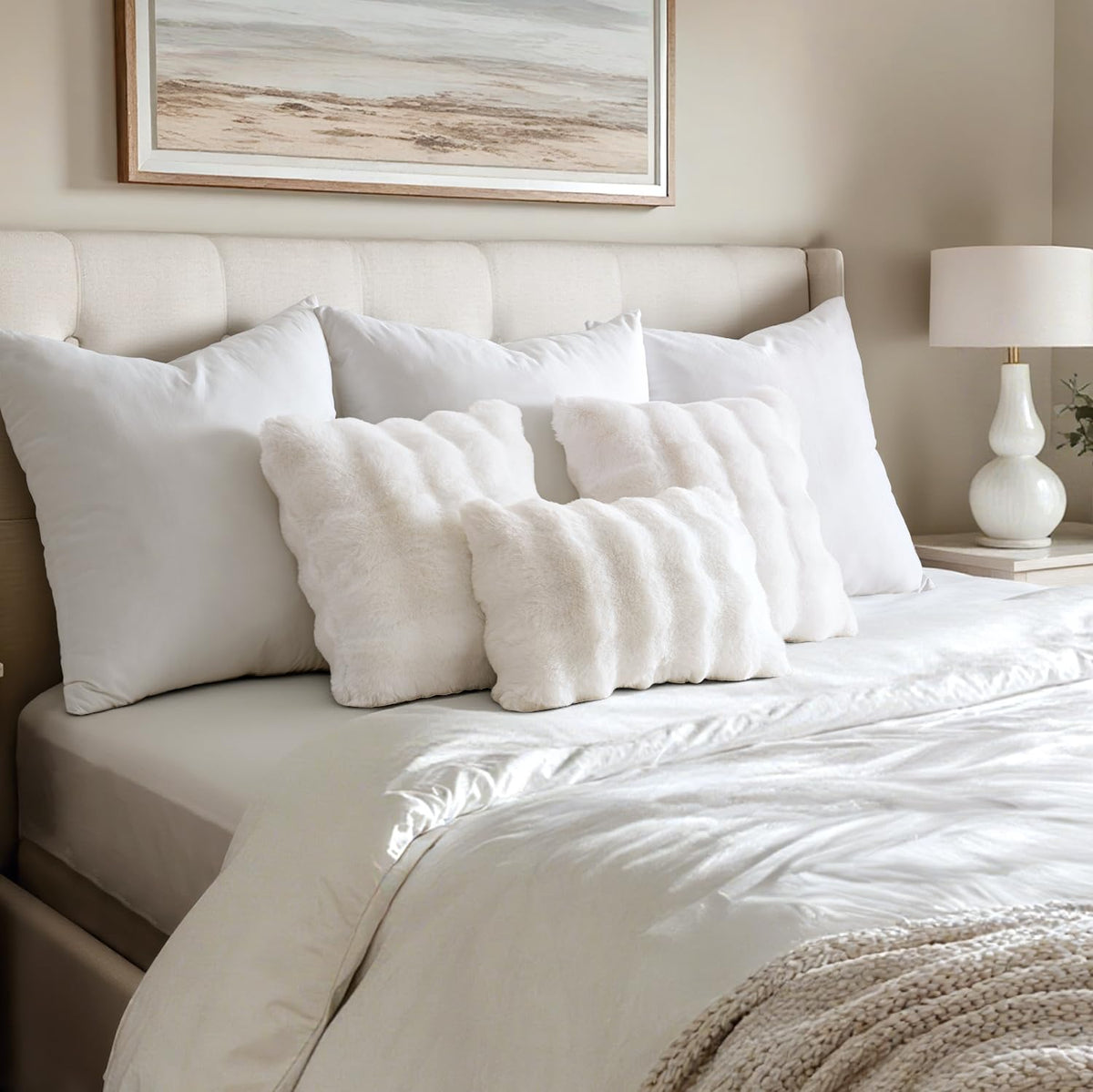 MIULEE triple-anchored fur fibers reduce shedding for clean, durable covers.
