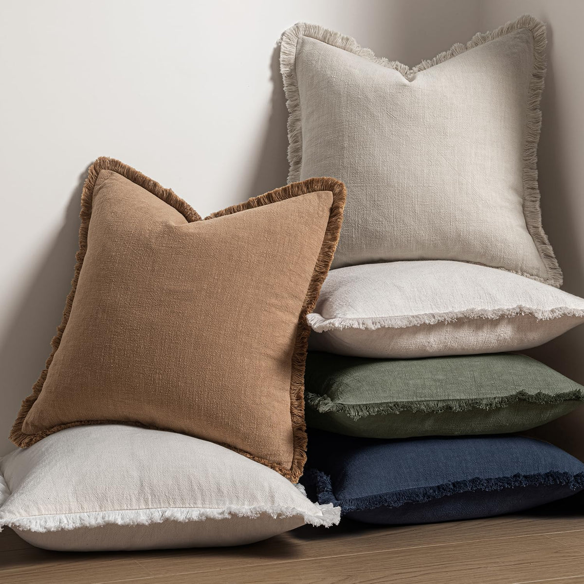 MIULEE versatile pillow cover suitable for indoor and outdoor spaces.
