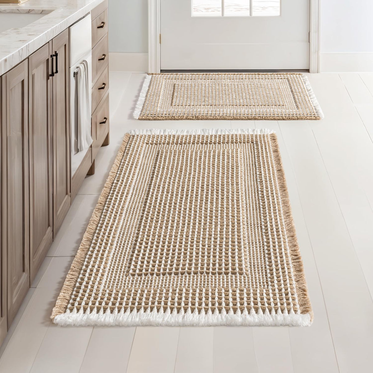 MIULEE waffle bath mats set in brown and cream for a warm boho bathroom.