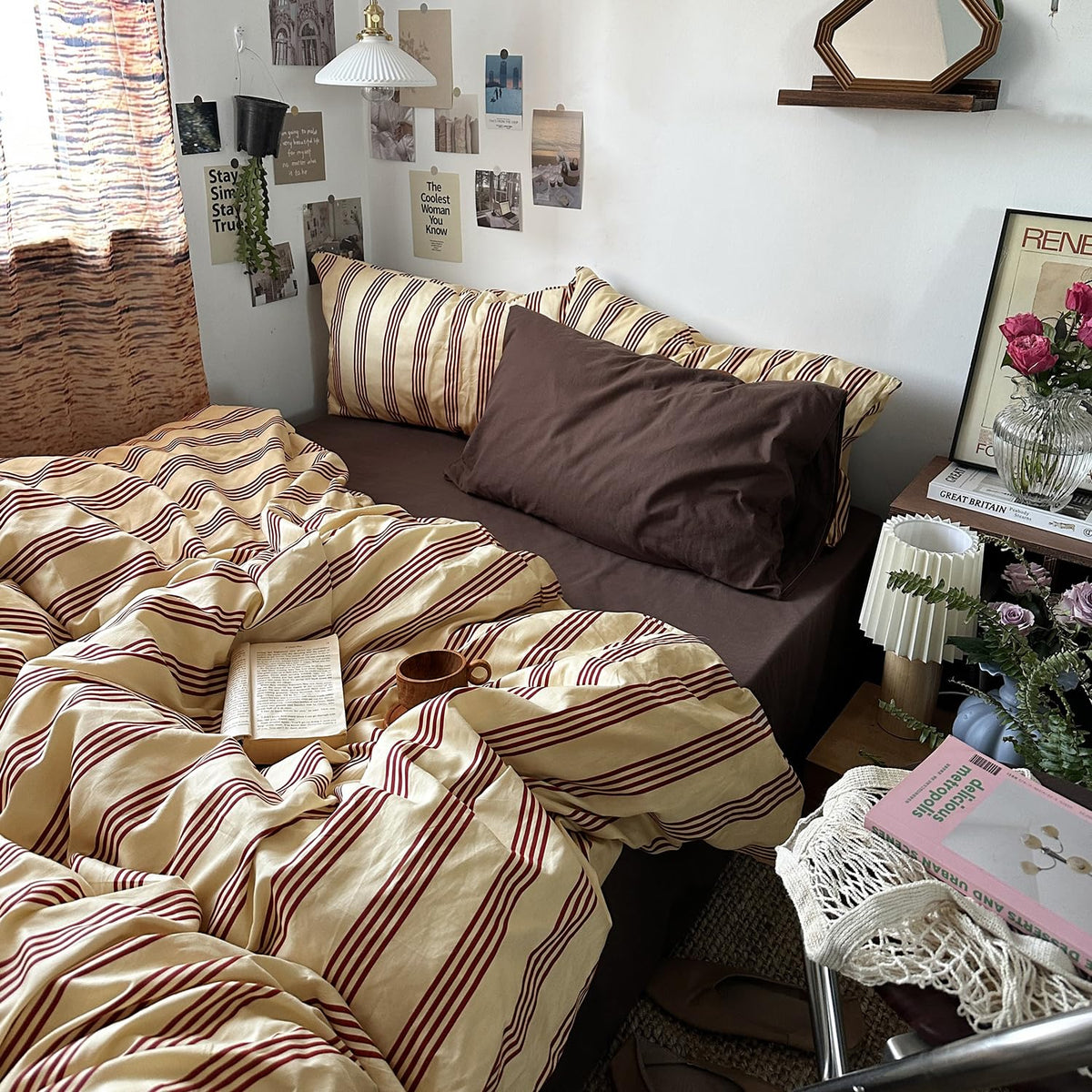 Mixinni Retro Striped Pillowcase King pair enhances comfort with soft cotton.