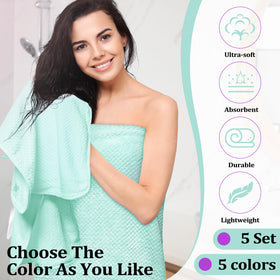 Mixweer green washcloths showcase compact, quick-drying use.
