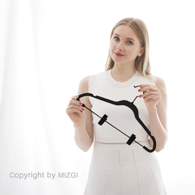 MIZGI dorm-room essential 20-pack hangers for organization